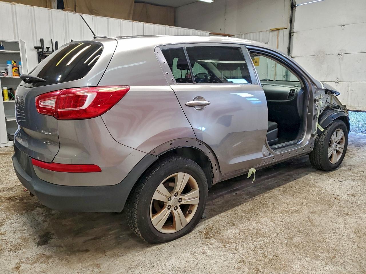 2013 Kia Sportage Base - Фото 3