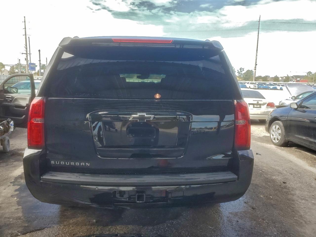 2019 Chevrolet Suburban C1500 Lt - Фото 6