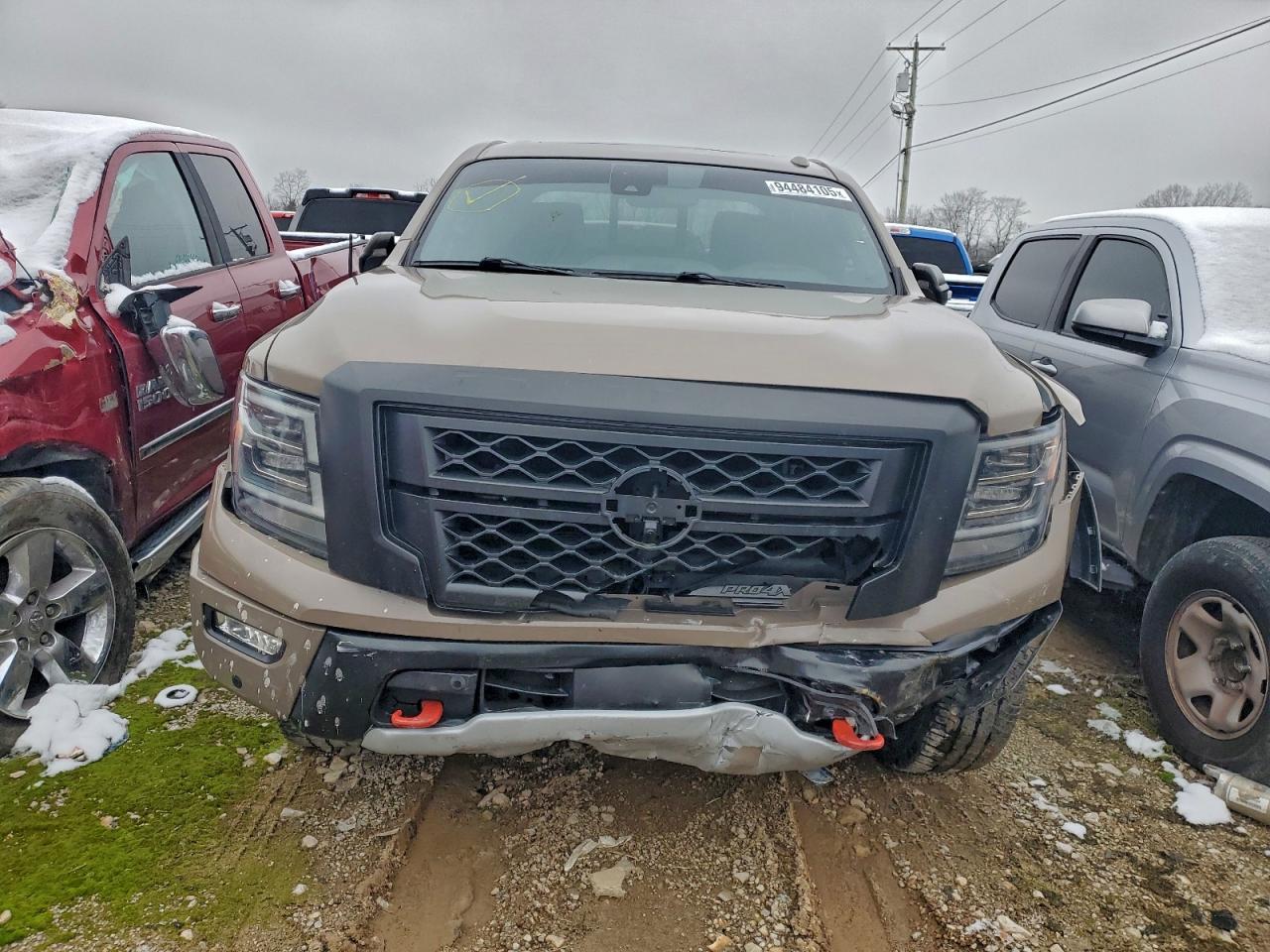 2021 Nissan Titan Sv - Image 5