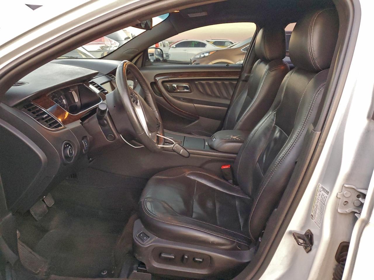 2014 Ford Taurus - Фото 7