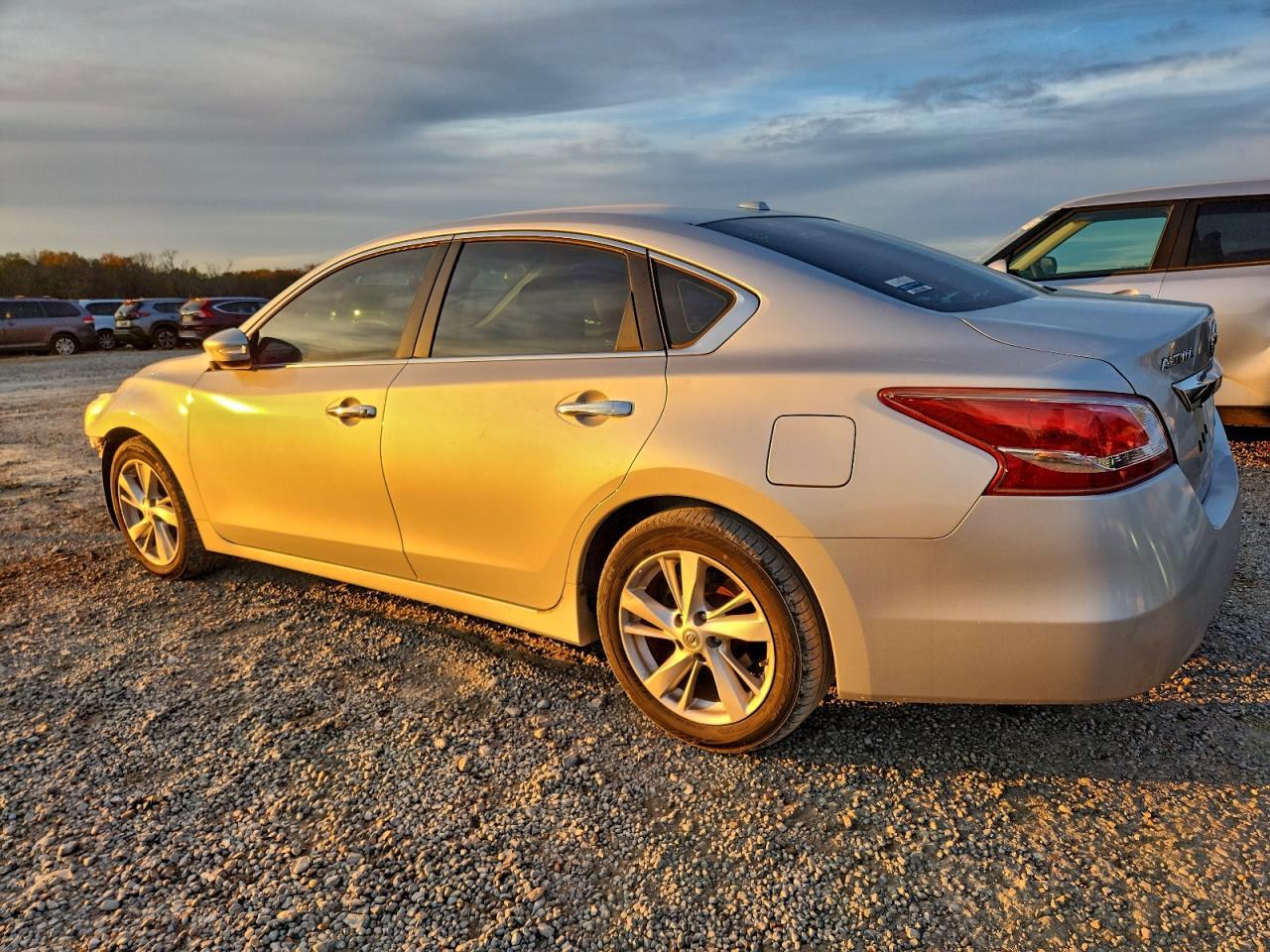 2013 Nissan Altima 2.5 - Фото 2