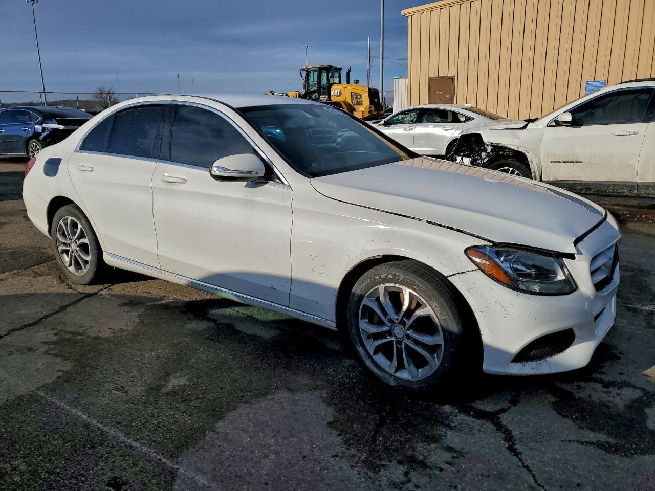 2015 Mercedes-Benz C 300 4Matic - Фото 4