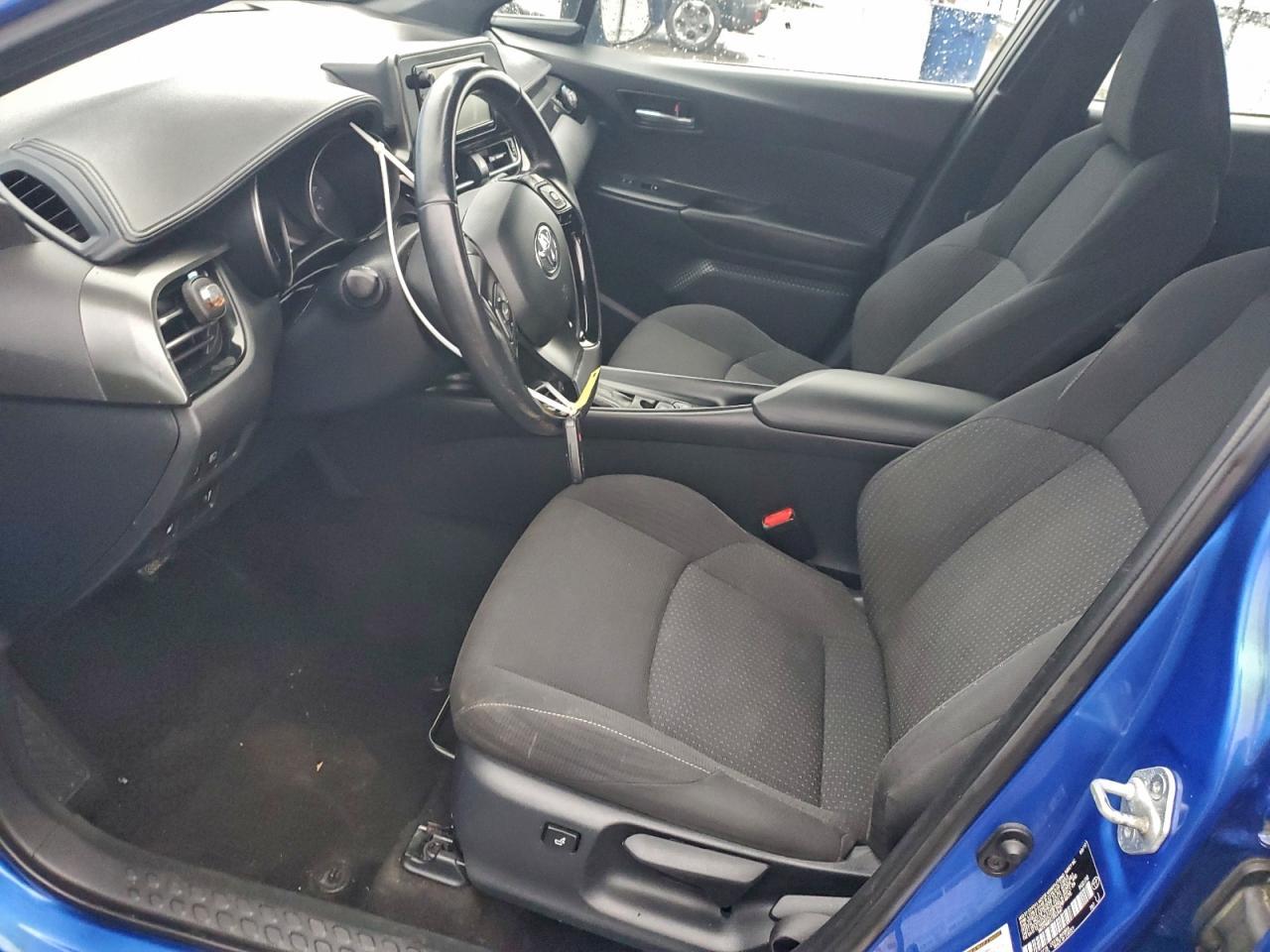 2018 Toyota C-Hr Xle - Image 7