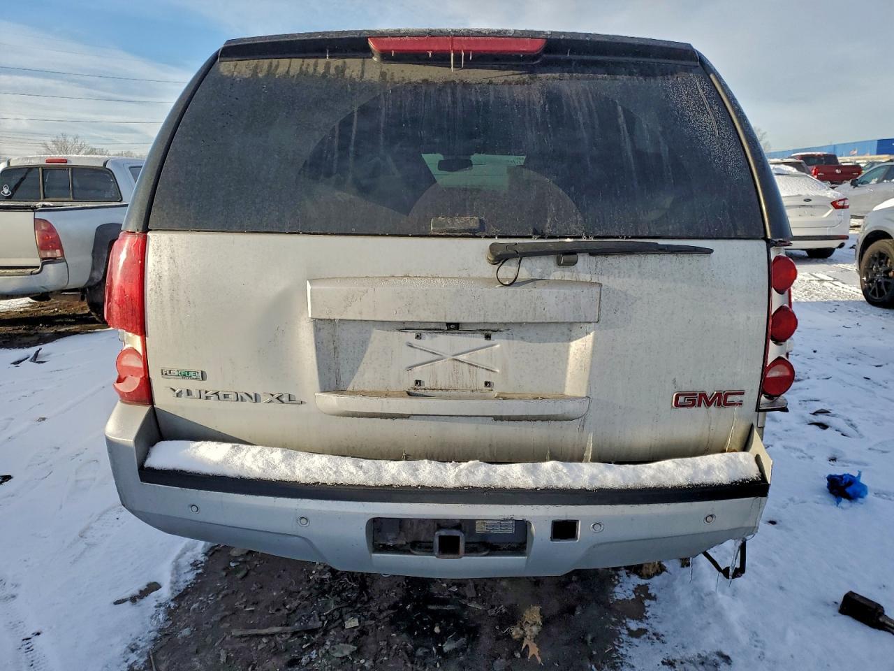 2010 GMC Yukon Xl K1500 Slt - Image 6