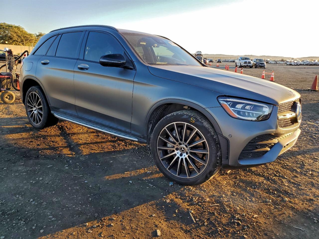 2022 Mercedes-Benz Glc 300 - Image 4
