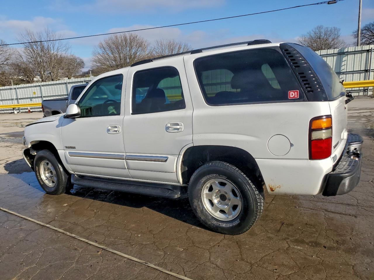 2004 GMC Yukon - Фото 2