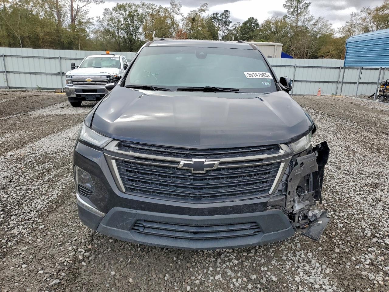 2022 Chevrolet Traverse Lt - Image 5