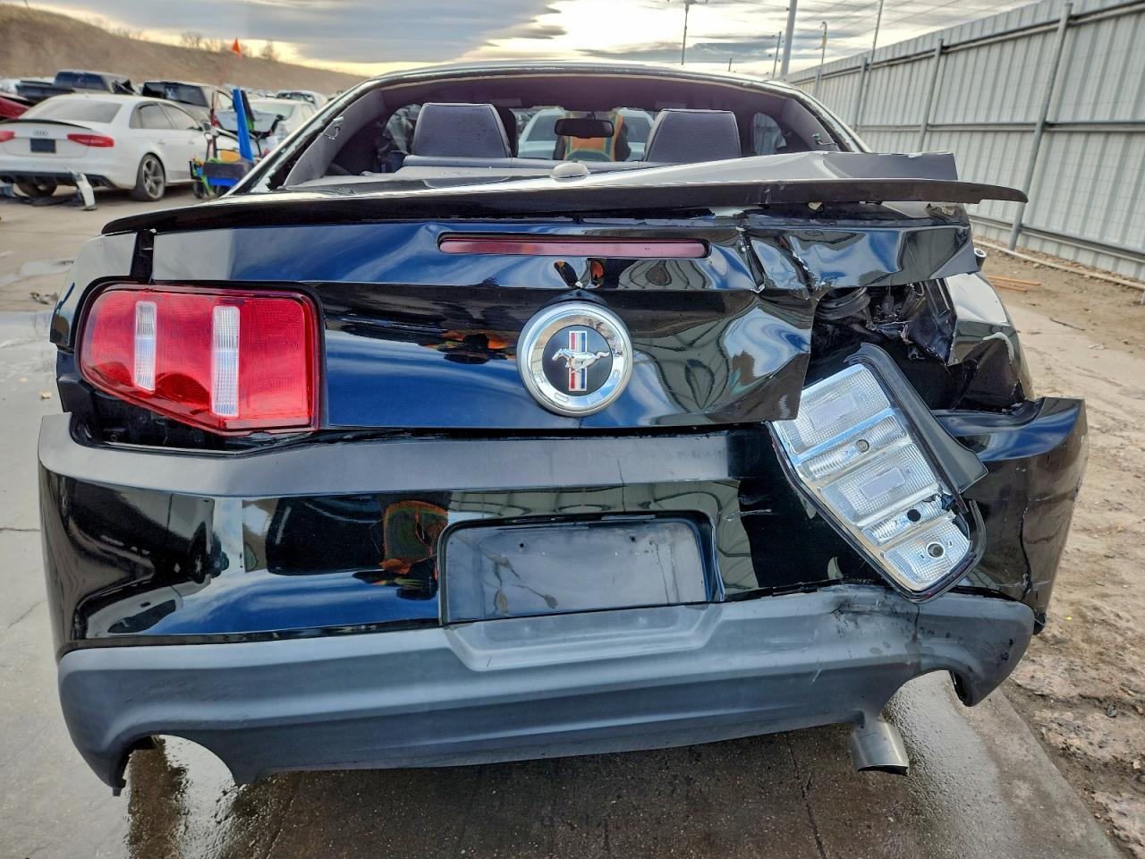 2011 Ford Mustang - Фото 6