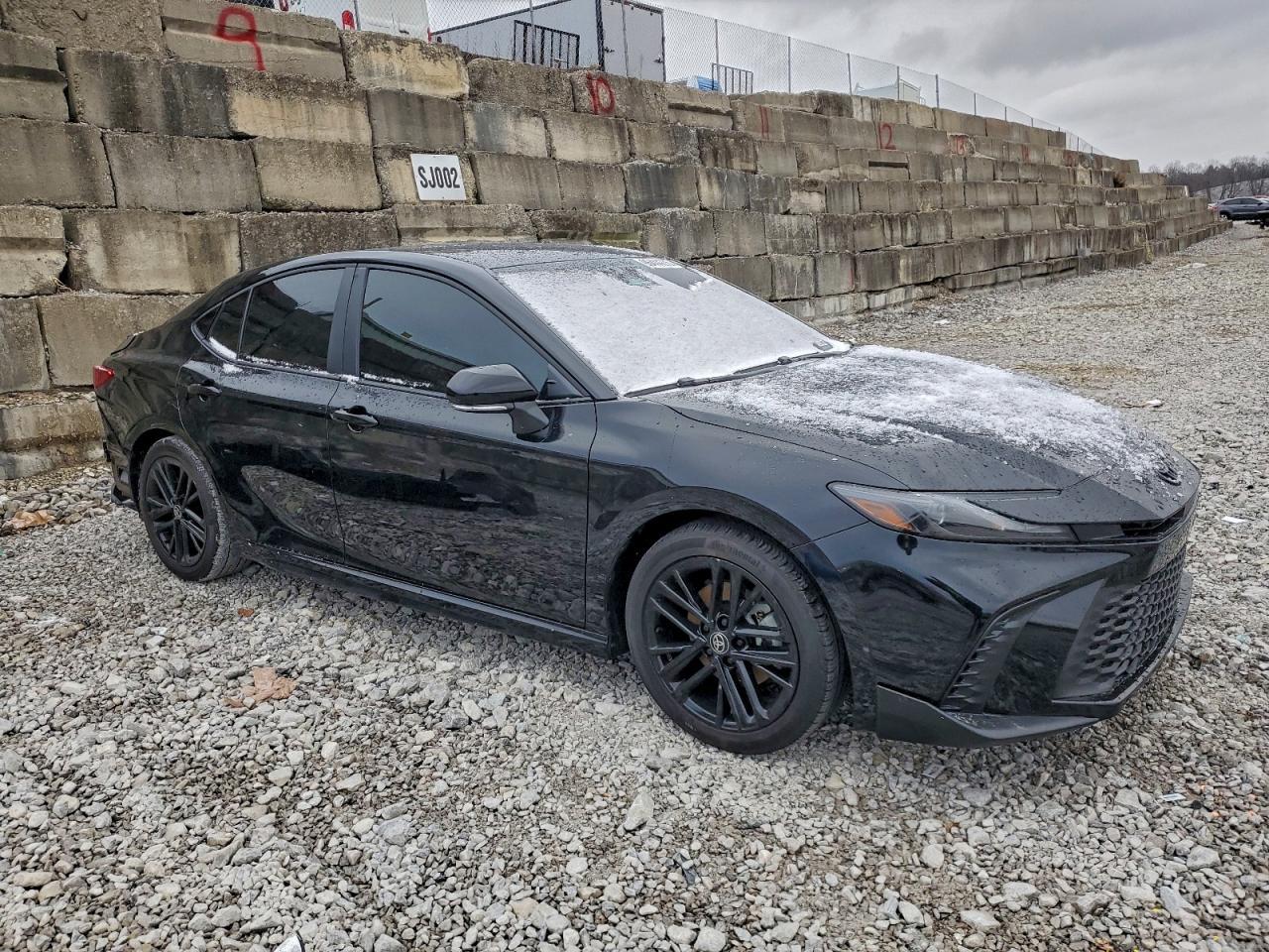 2025 Toyota Camry Xse - Image 4