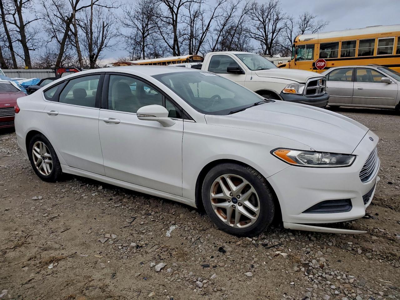 2016 Ford Fusion Se - Image 4
