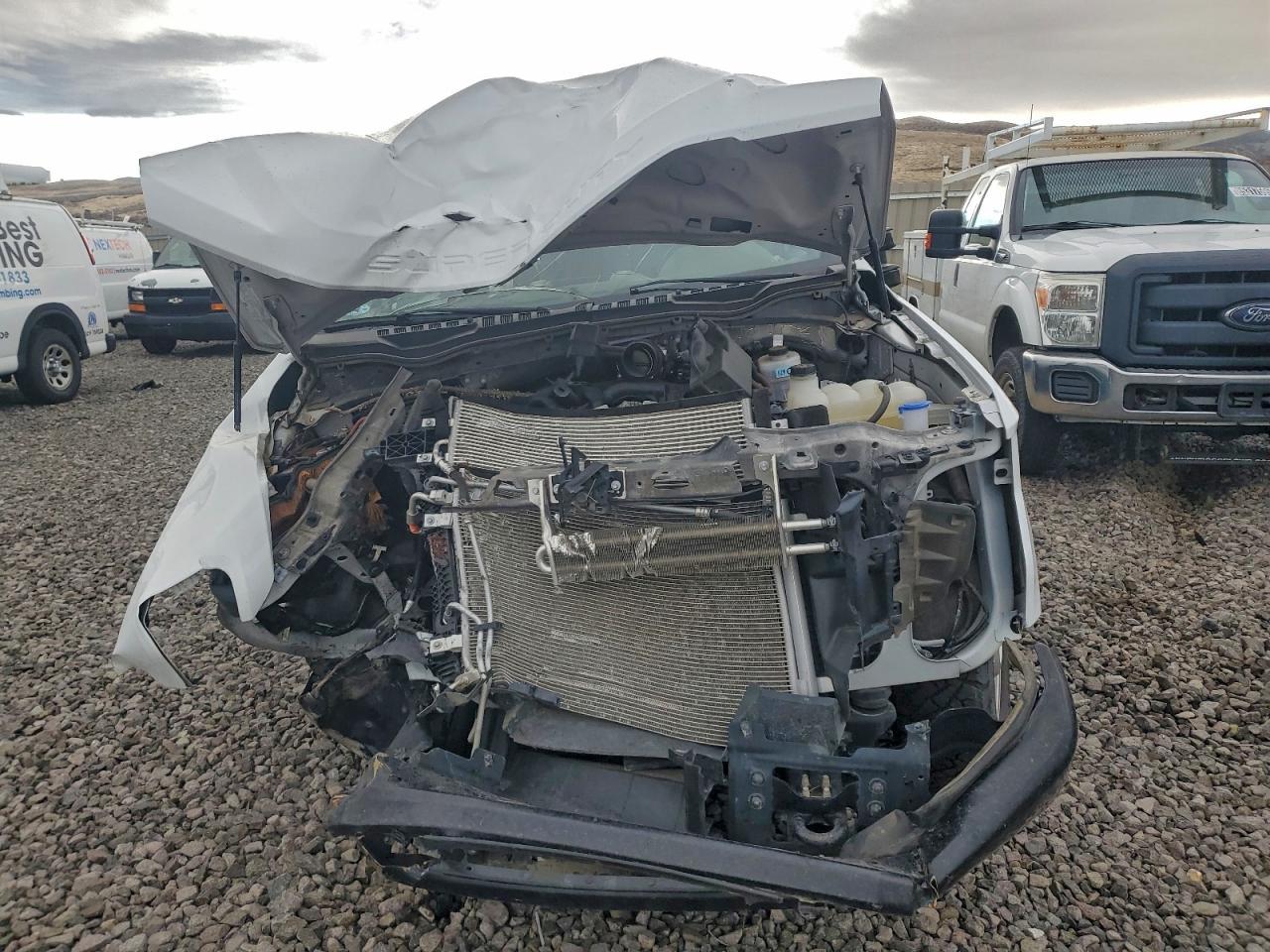 2022 Ford F250 Sd 2Wd V8 Ffv Reg Cab 6.2L Xl Utility / Service Body - Image 5