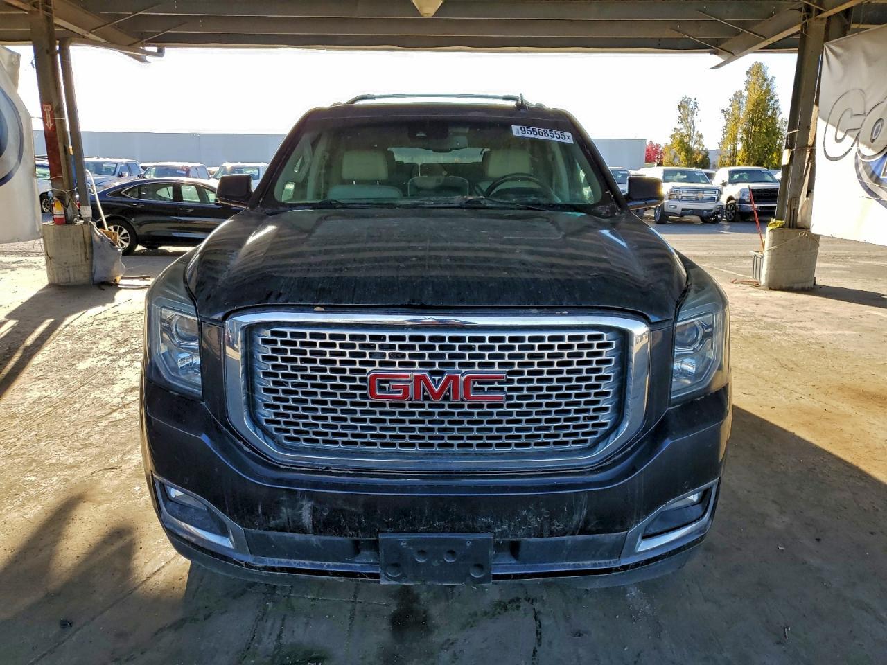 2017 GMC Yukon Xl Denali - Image 5