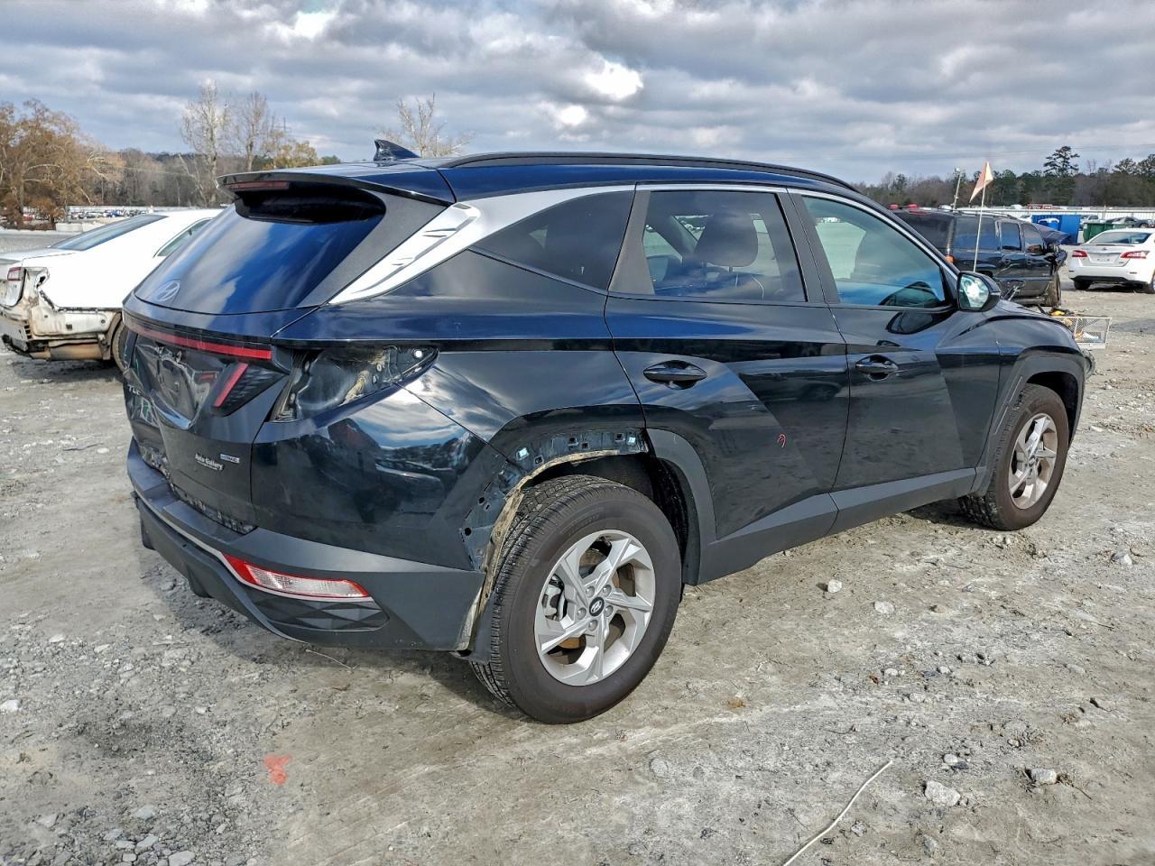 2023 Hyundai Tucson Sel - Image 3