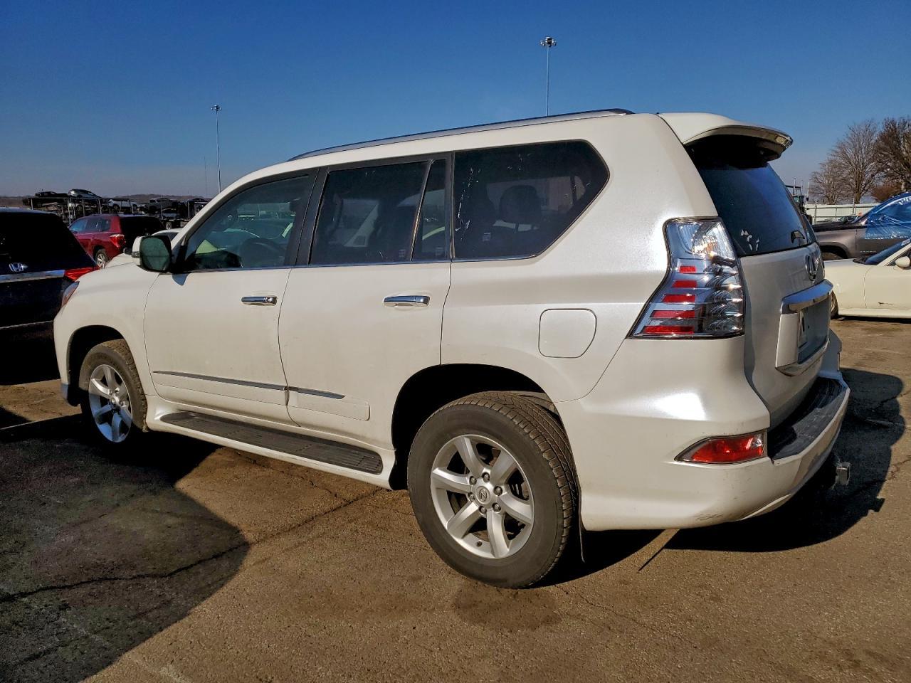 2018 Lexus Gx 460 - Image 2
