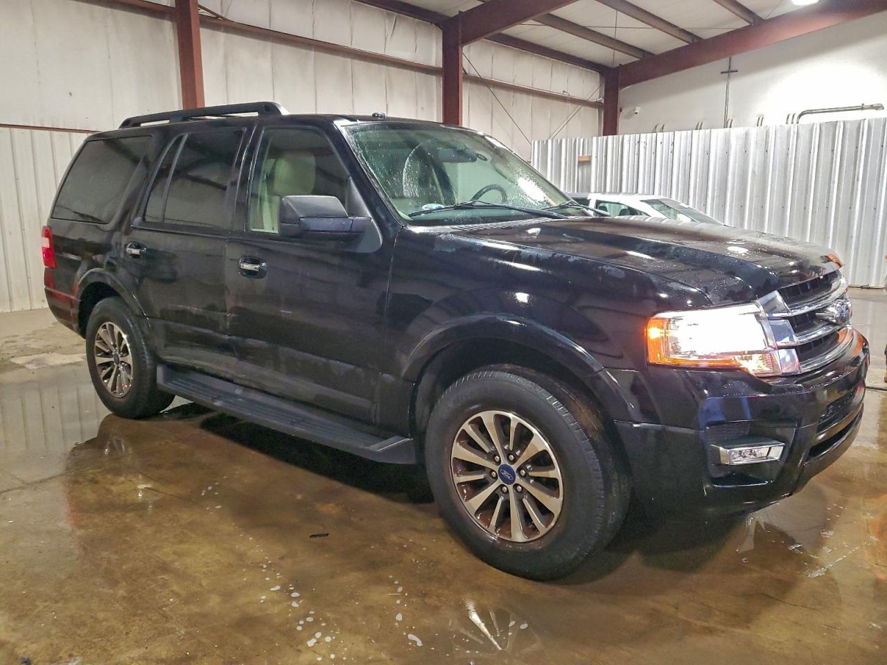 2016 Ford Expedition Xlt - Image 4