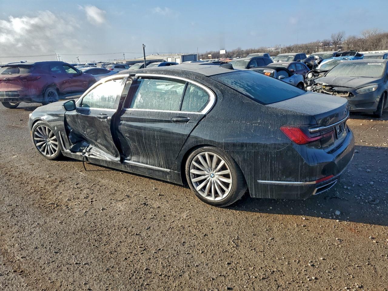 2022 BMW 740 I - Фото 2