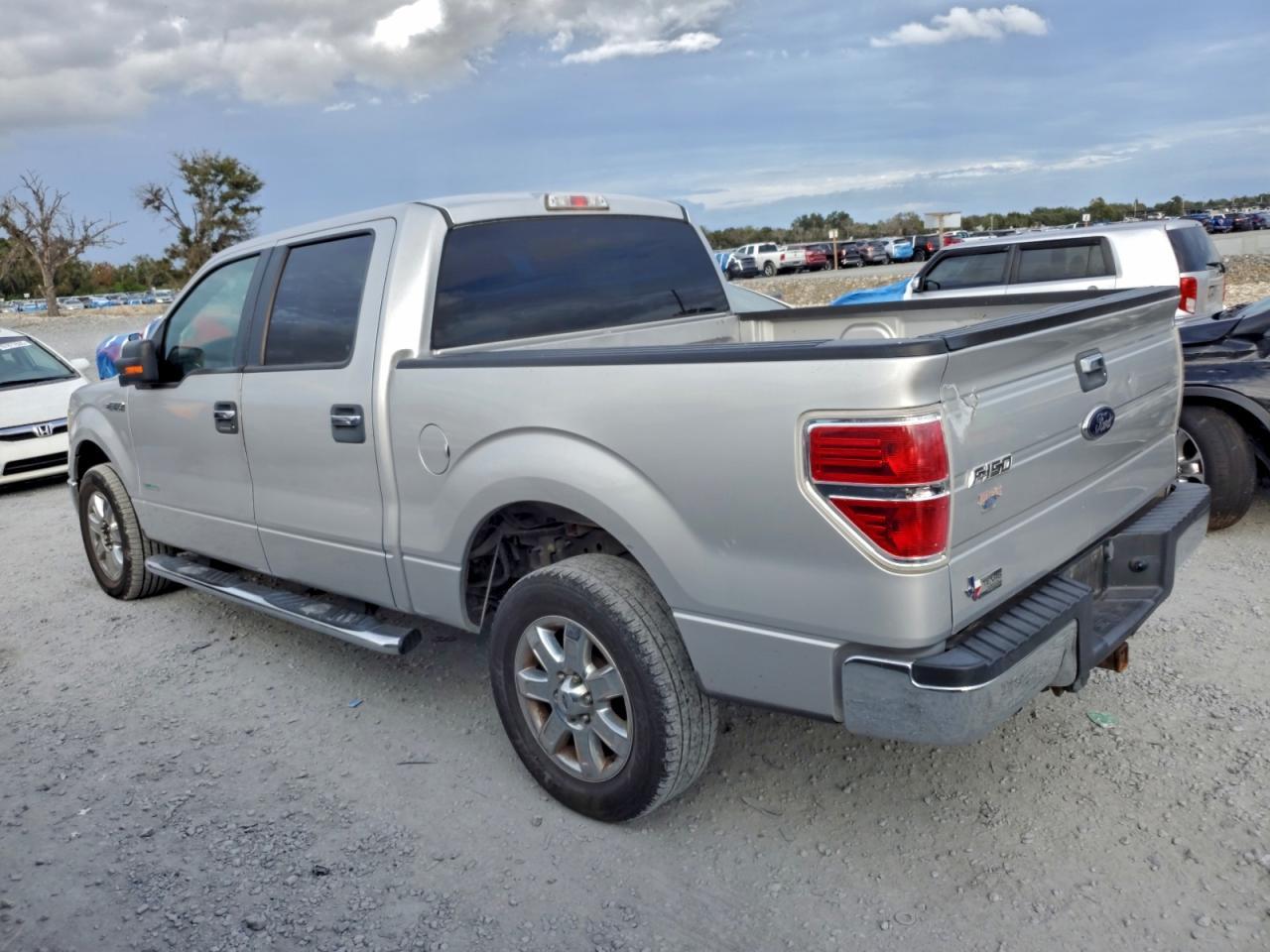 2013 Ford F150 Supercrew - Image 2
