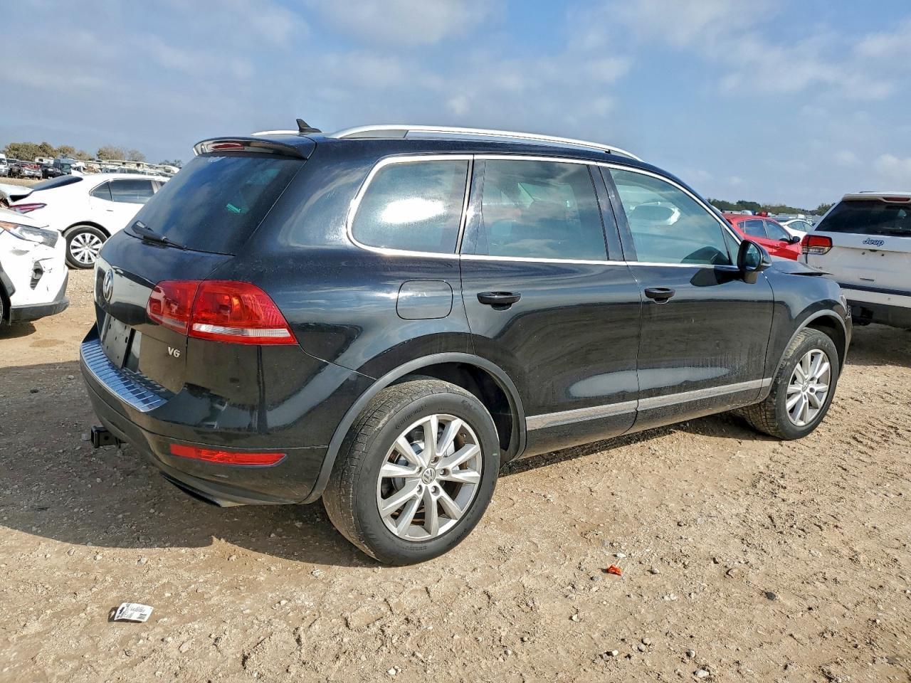 2013 Volkswagen Touareg V6 - Фото 3