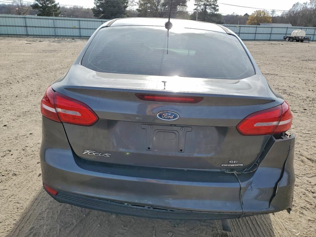 2015 Ford Focus Se - Фото 6