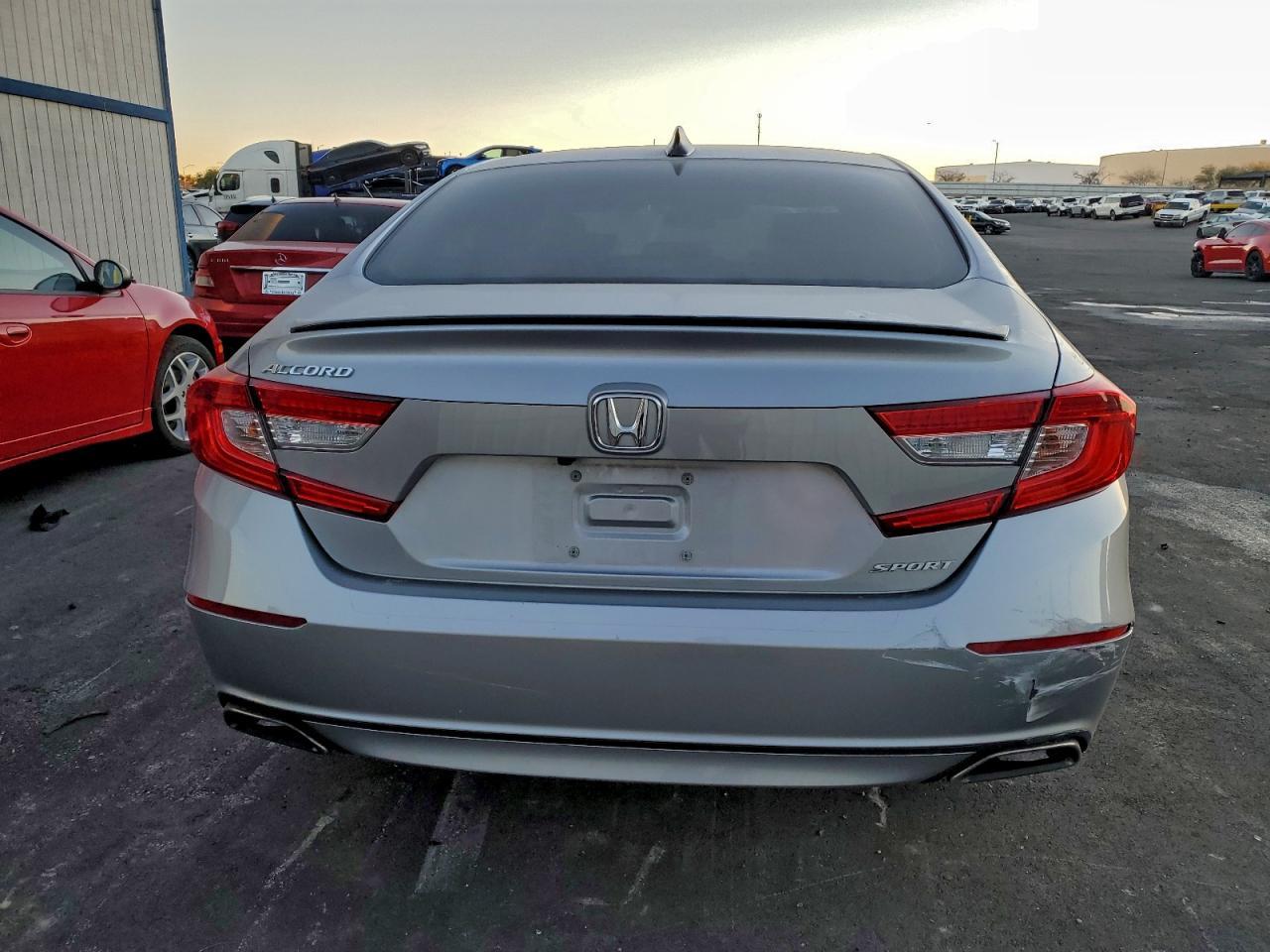 2022 Honda Accord Sport - Фото 6