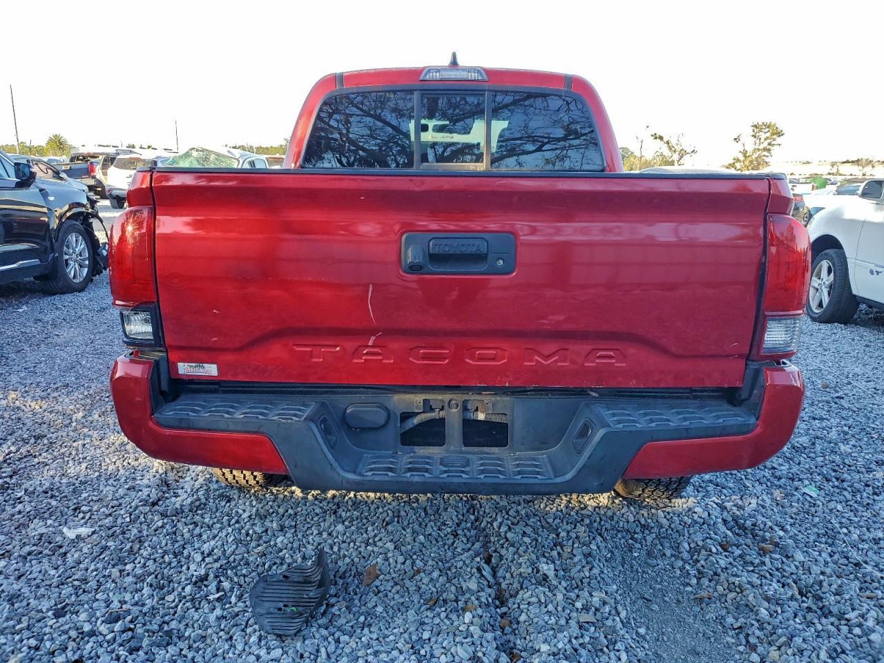 2021 Toyota Tacoma - Фото 6