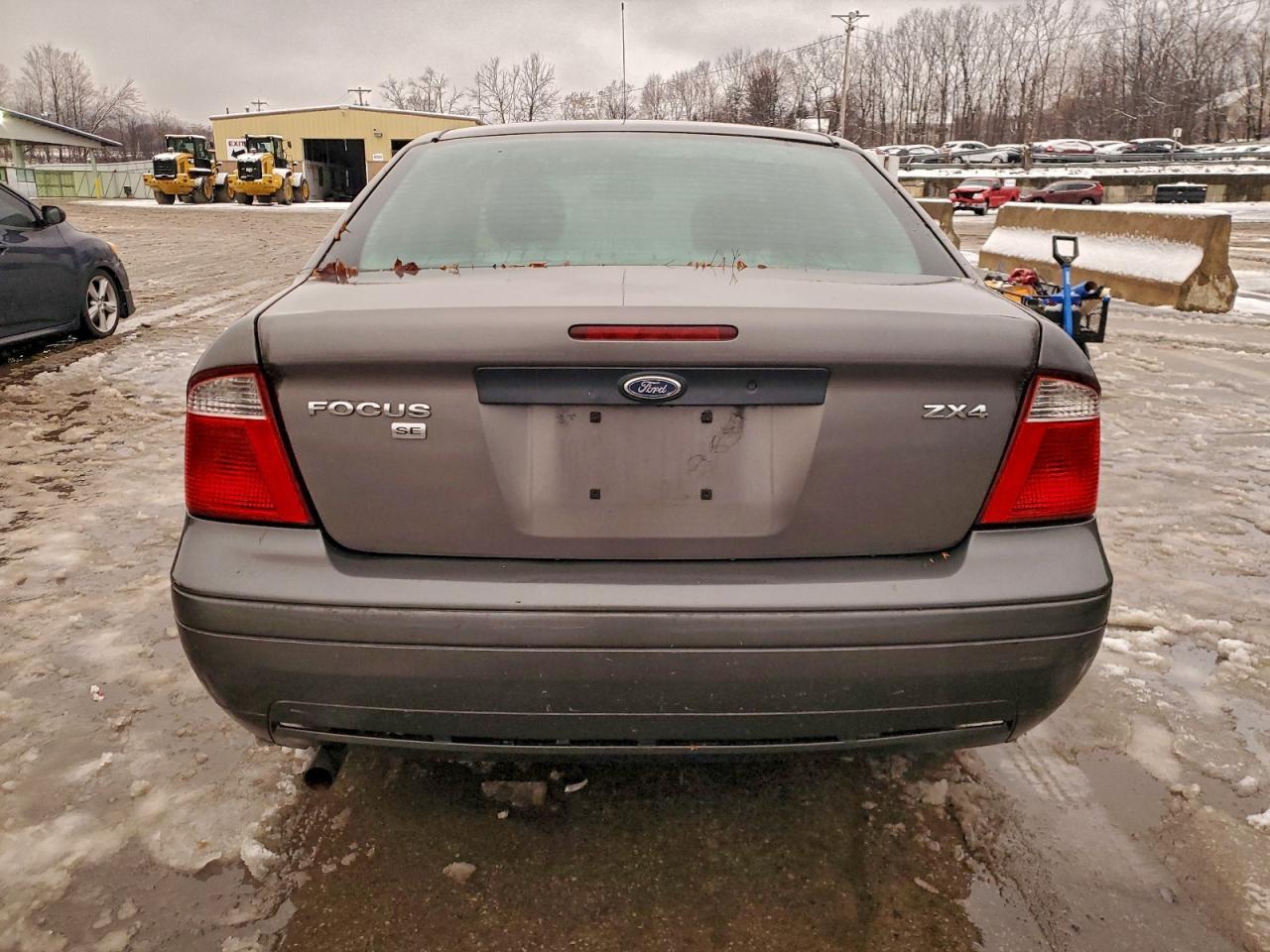 2005 Ford Focus Zx4 - Фото 6