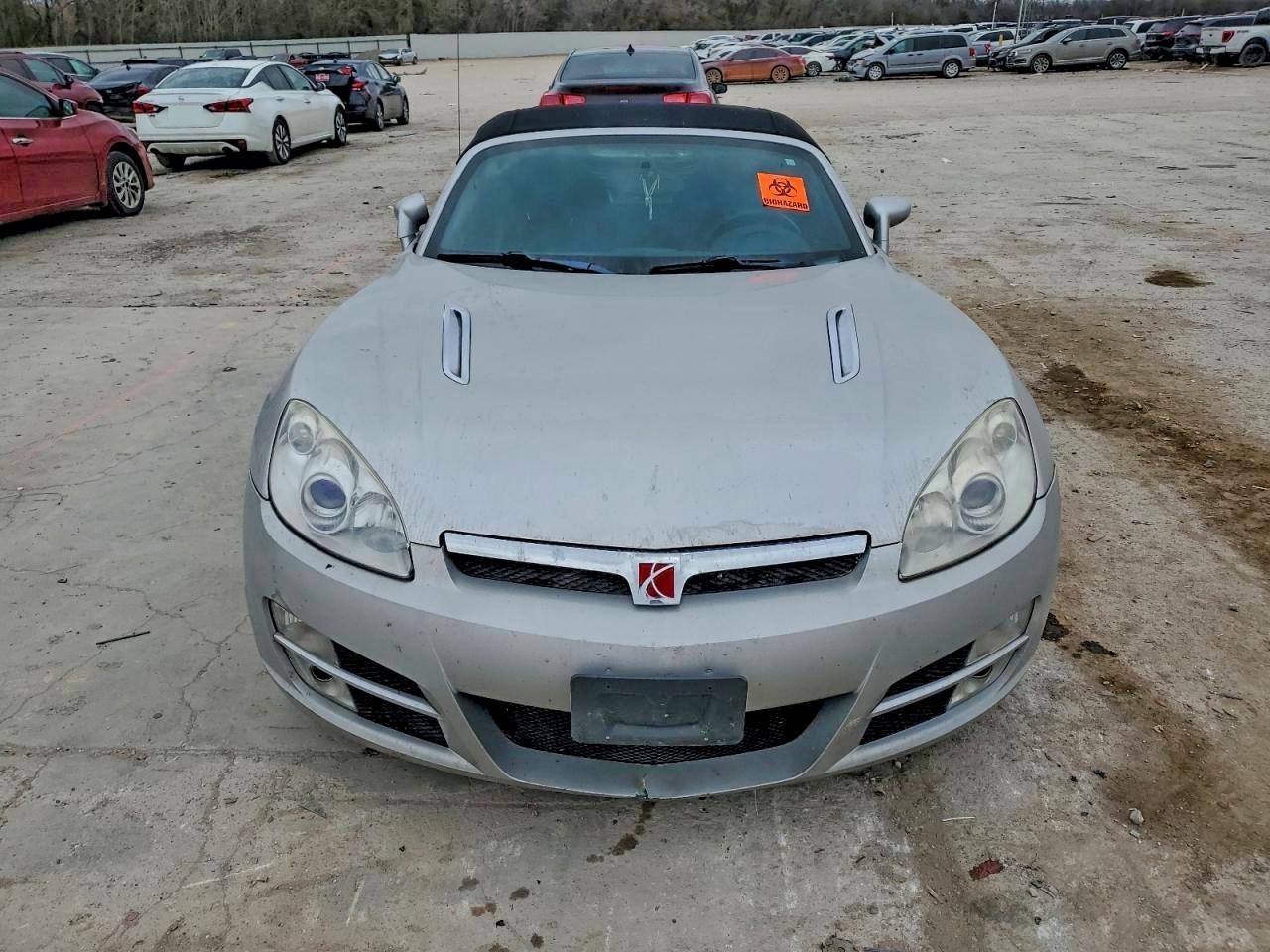 2007 Saturn Sky - Image 5