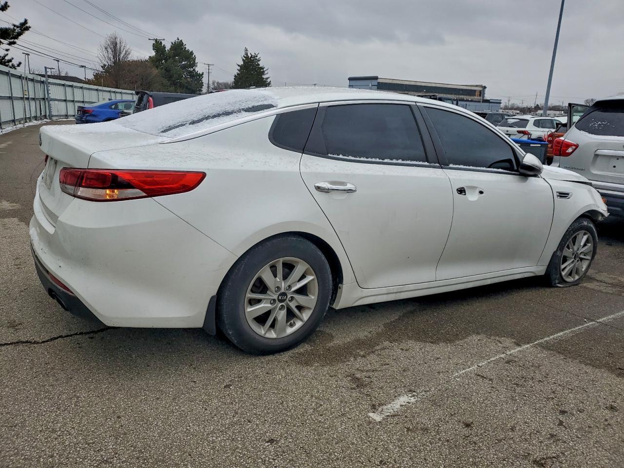 2016 Kia Optima Lx - Image 3