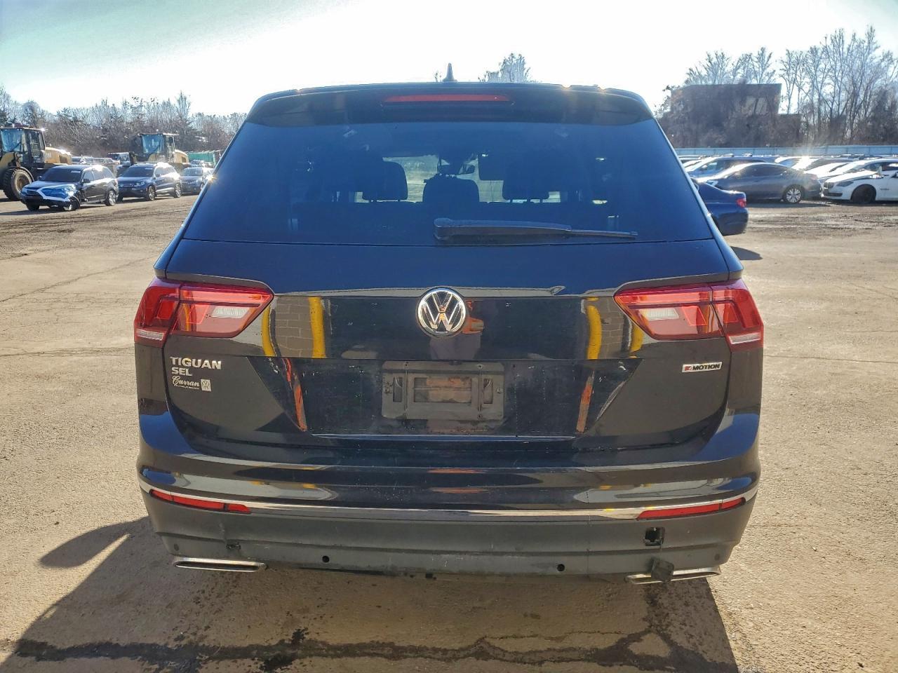 2021 Volkswagen Tiguan Se - Фото 6