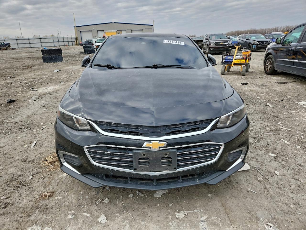 2017 Chevrolet Malibu Premier - Image 5