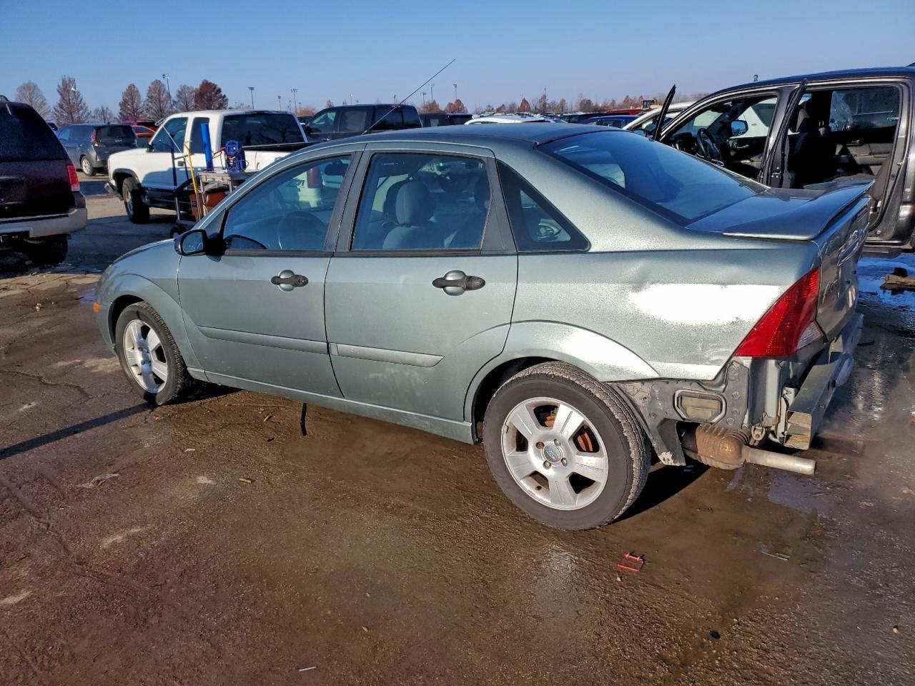 2004 Ford Focus Zts - Image 2