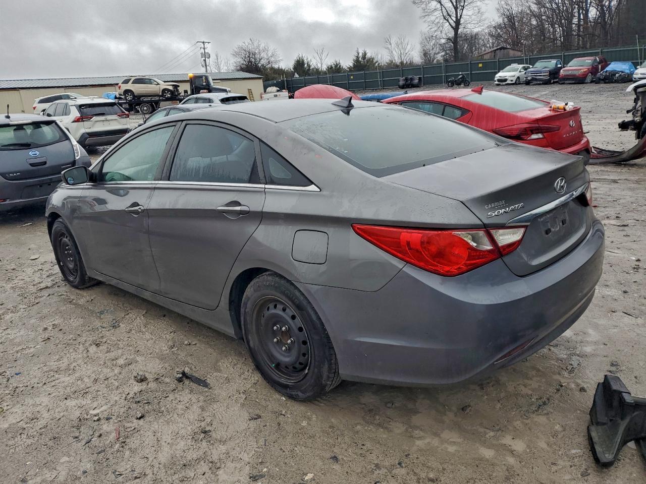 2013 Hyundai Sonata Gls - Image 2
