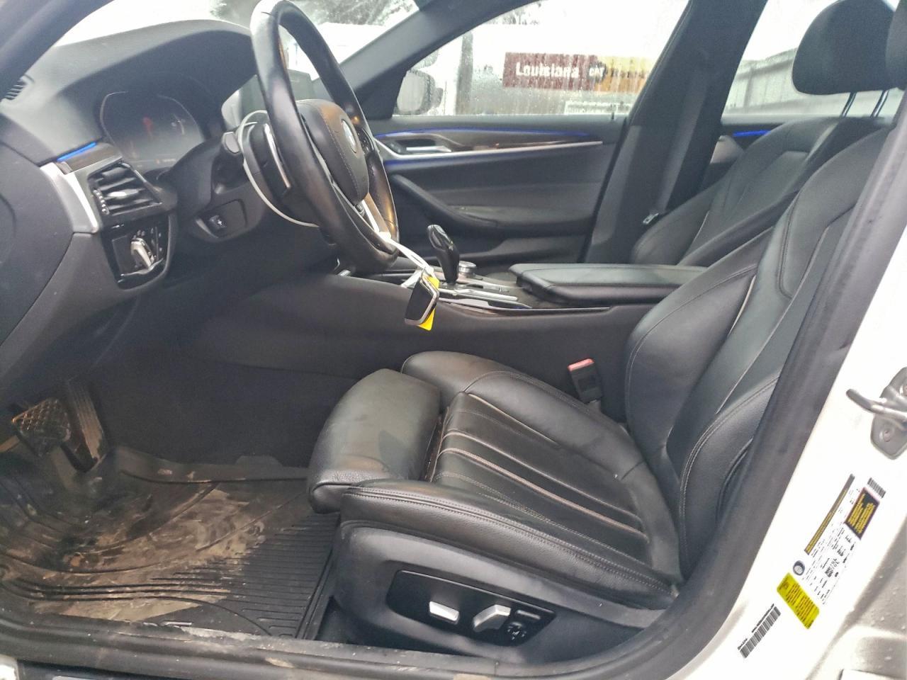 2020 BMW 530 I - Фото 7