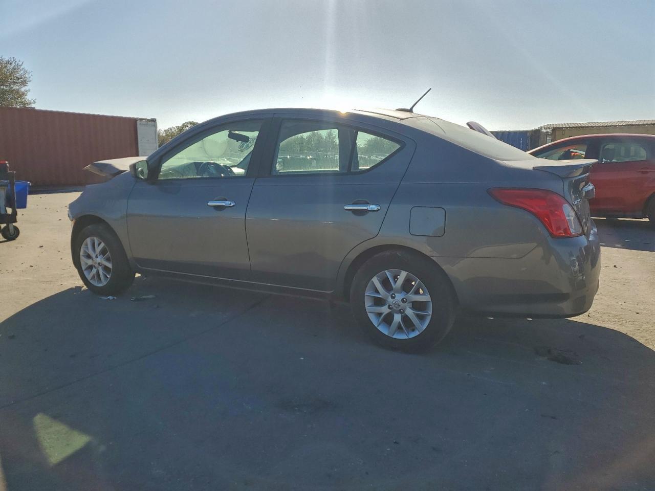2018 Nissan Versa S - Image 2