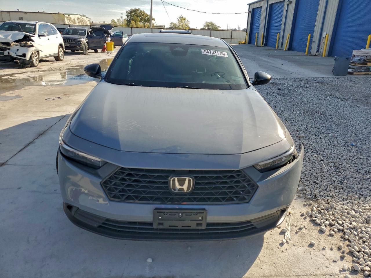 2024 Honda Accord Hybrid Sport - Image 5