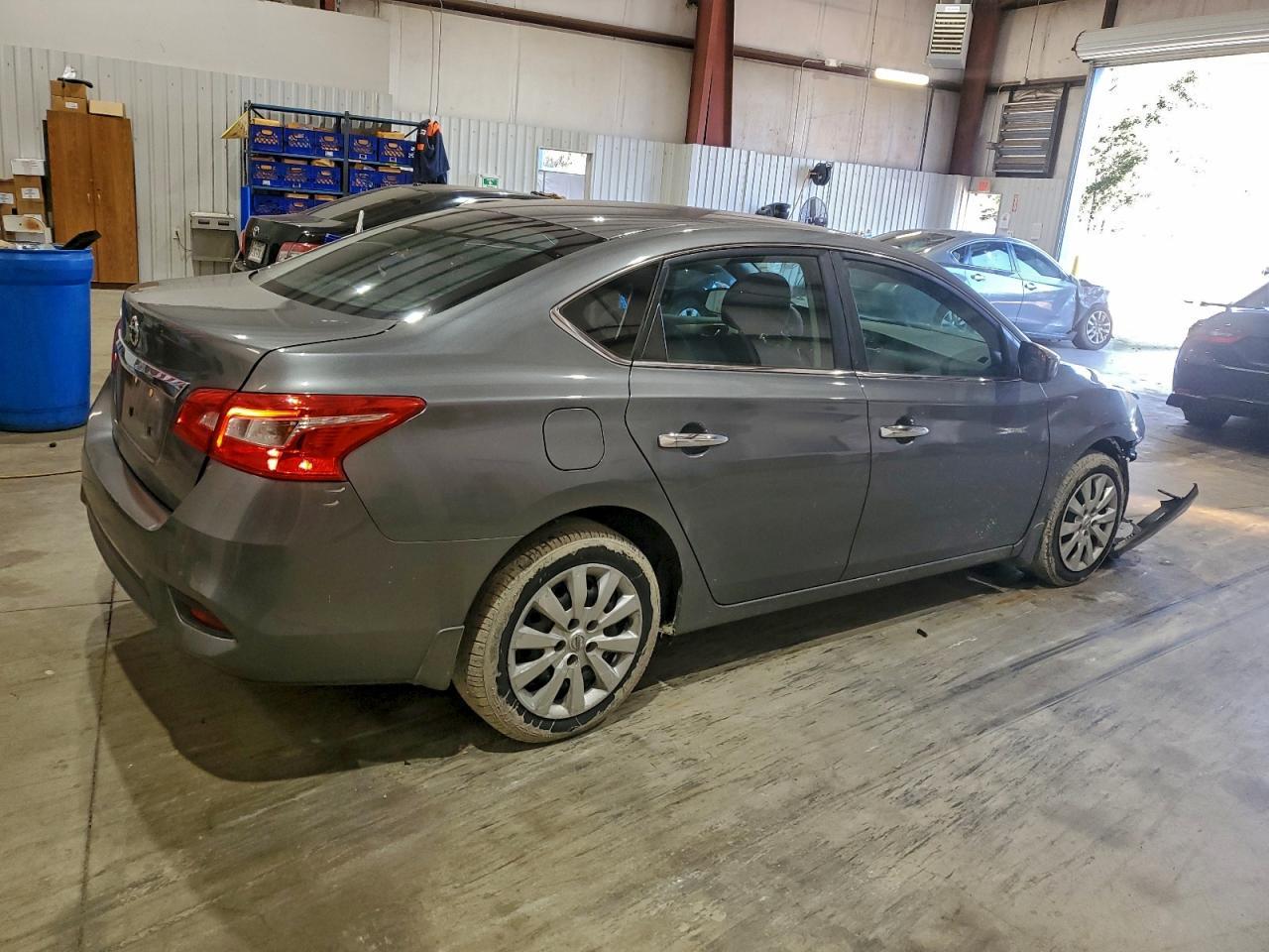 2019 Nissan Sentra S - Image 3