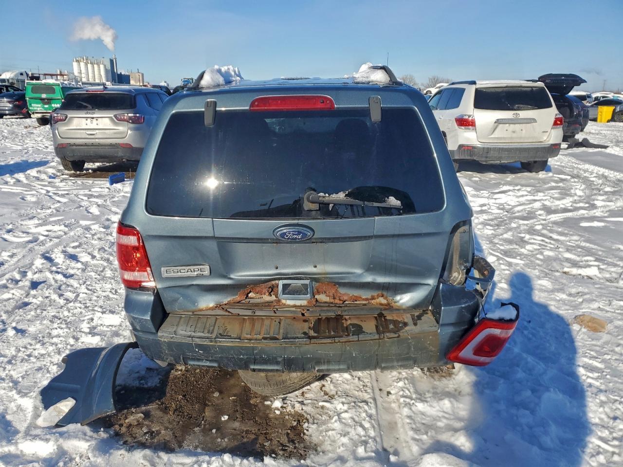 2010 Ford Escape Xlt - Image 6