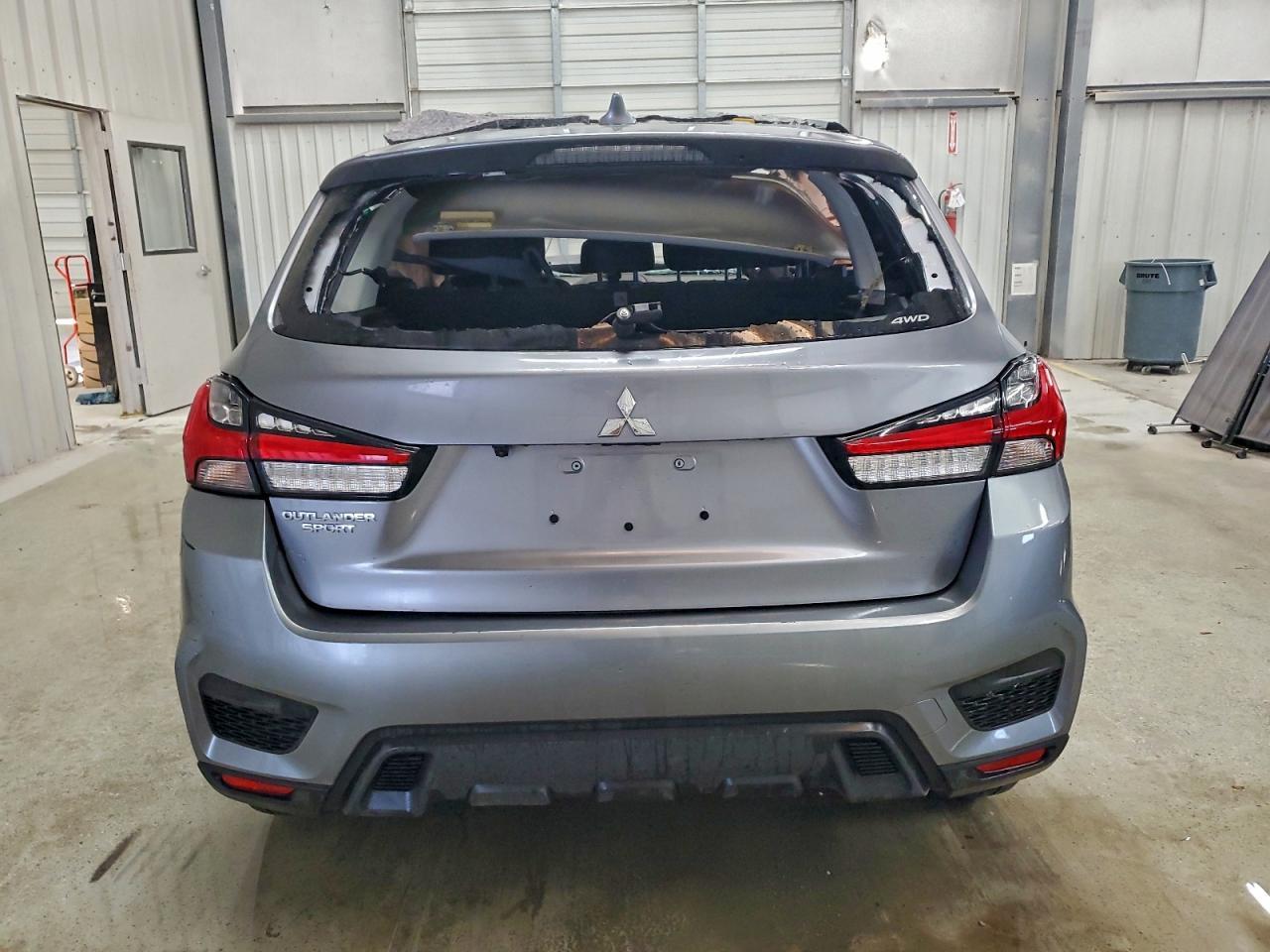 2024 Mitsubishi Outlander Sport S/Se - Фото 6