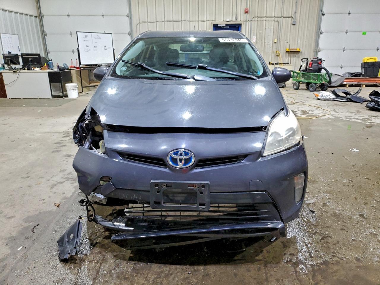 2013 Toyota Prius - Фото 5