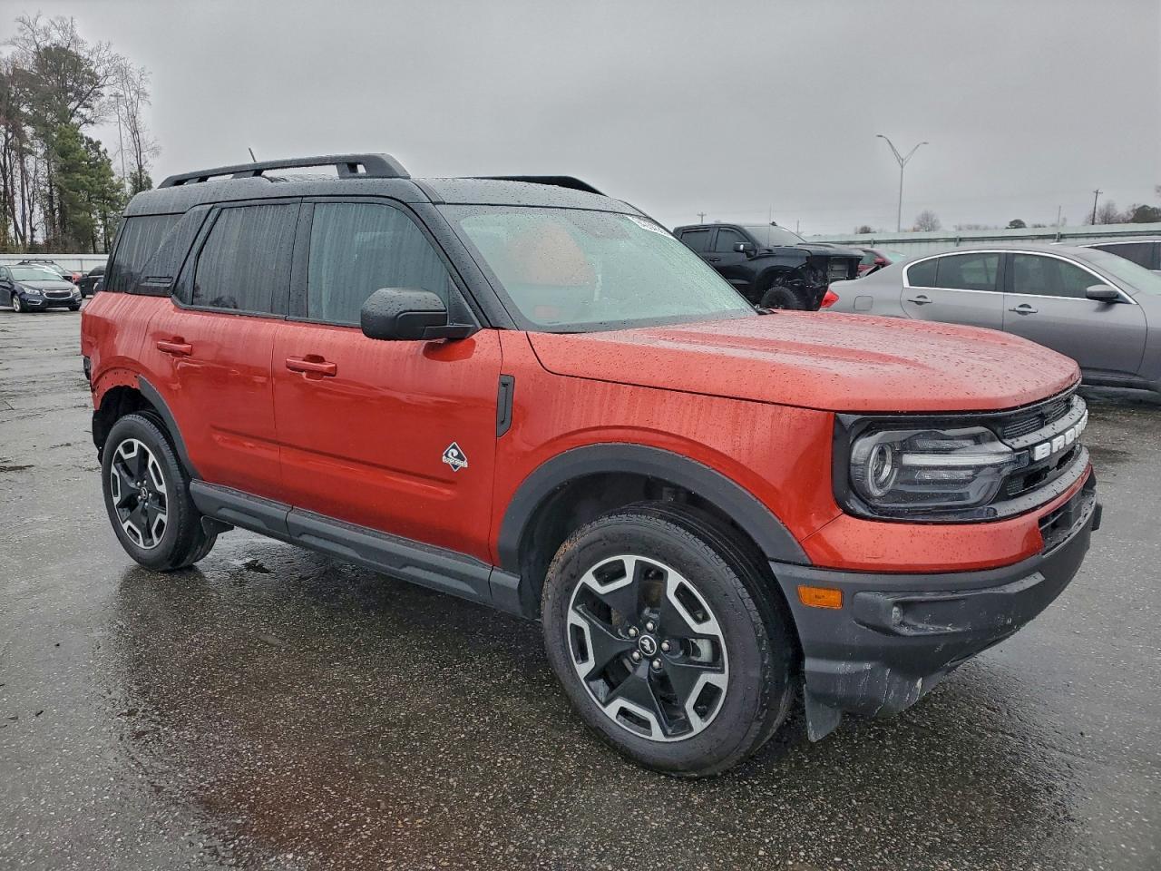 2024 Ford Bronco Sport Outer Banks - Image 4