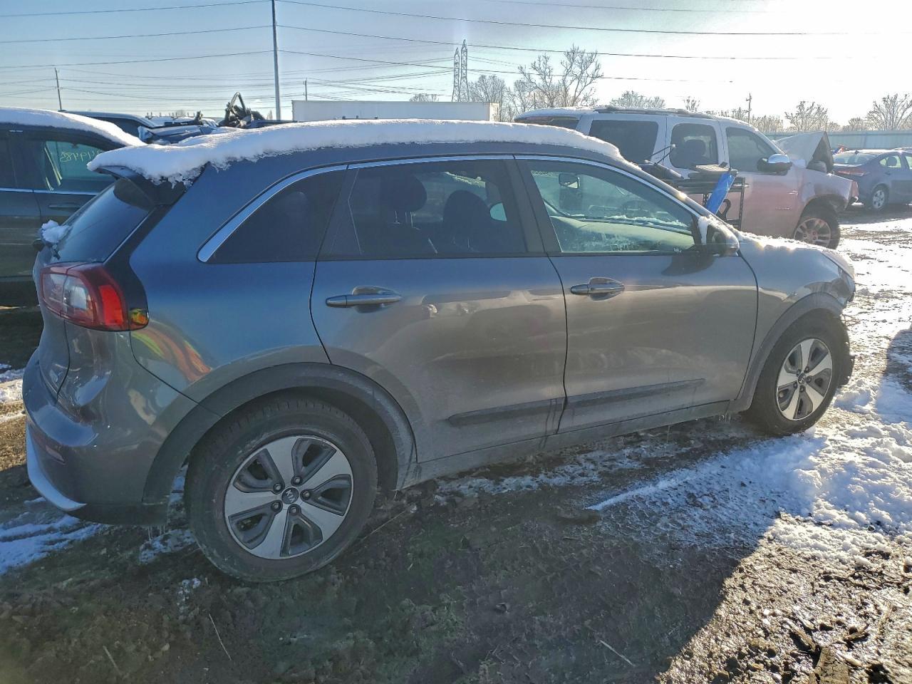 2018 Kia Niro Fe - Image 3