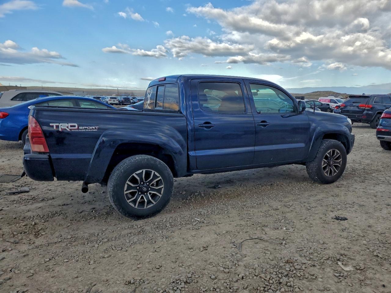2006 Toyota Tacoma Double Cab Prerunner - Image 3