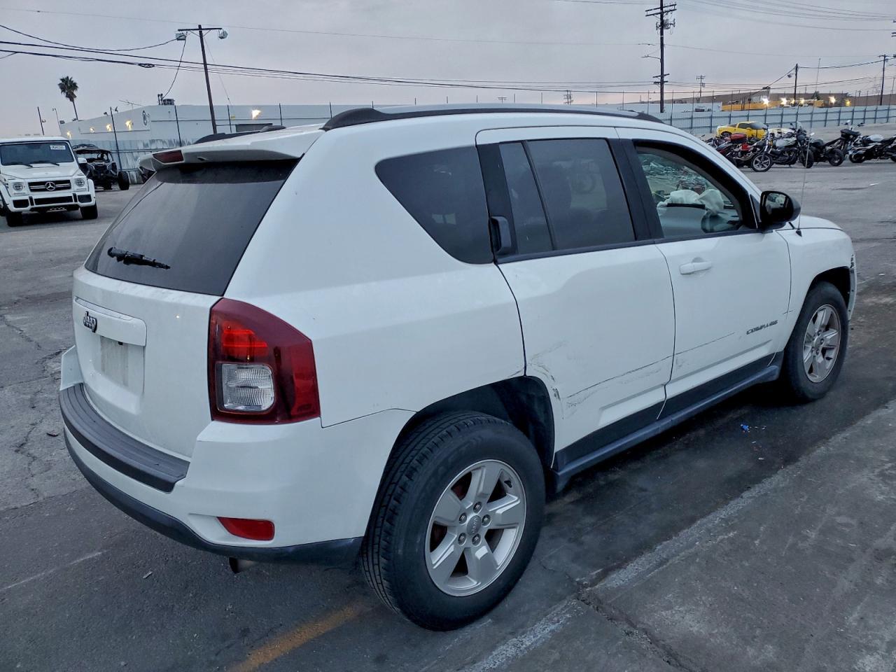 2016 Jeep Compass Sport - Image 3