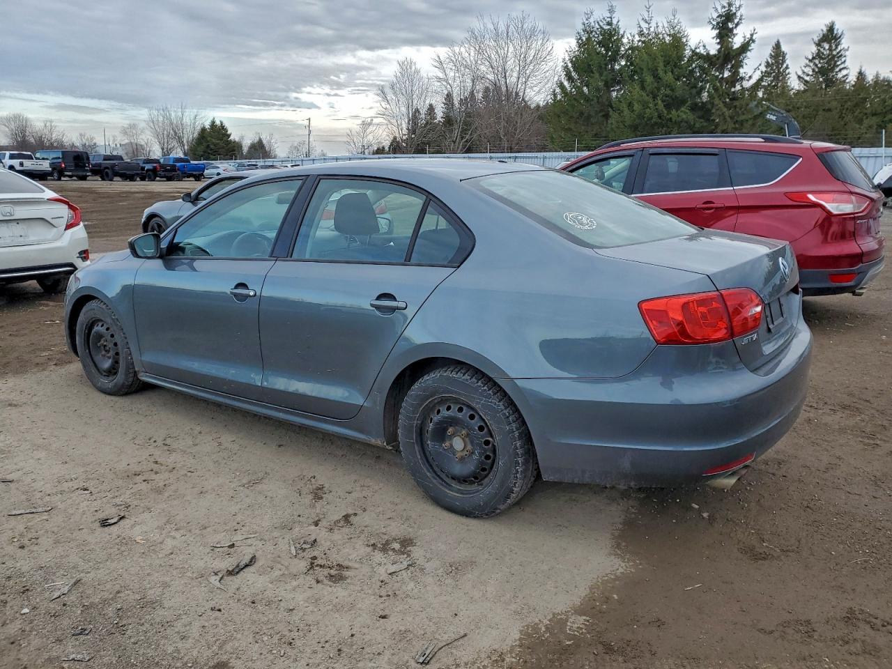 2013 Volkswagen Jetta Base - Фото 2