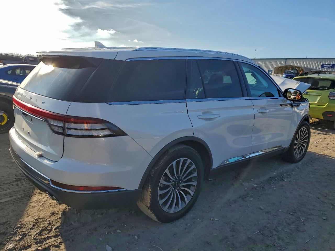 2022 Lincoln Aviator Reserve - Фото 3