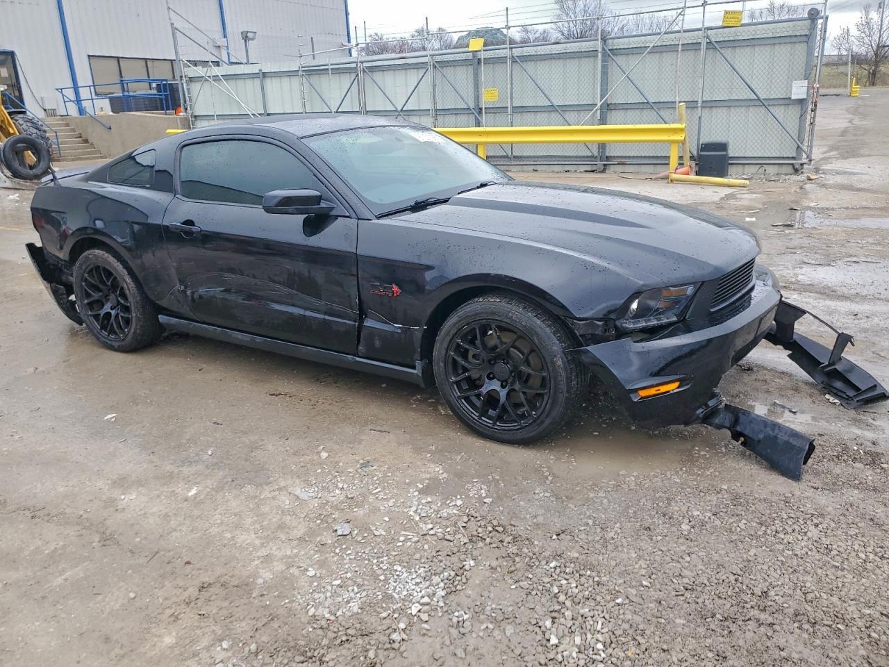 2011 Ford Mustang Gt - Фото 4