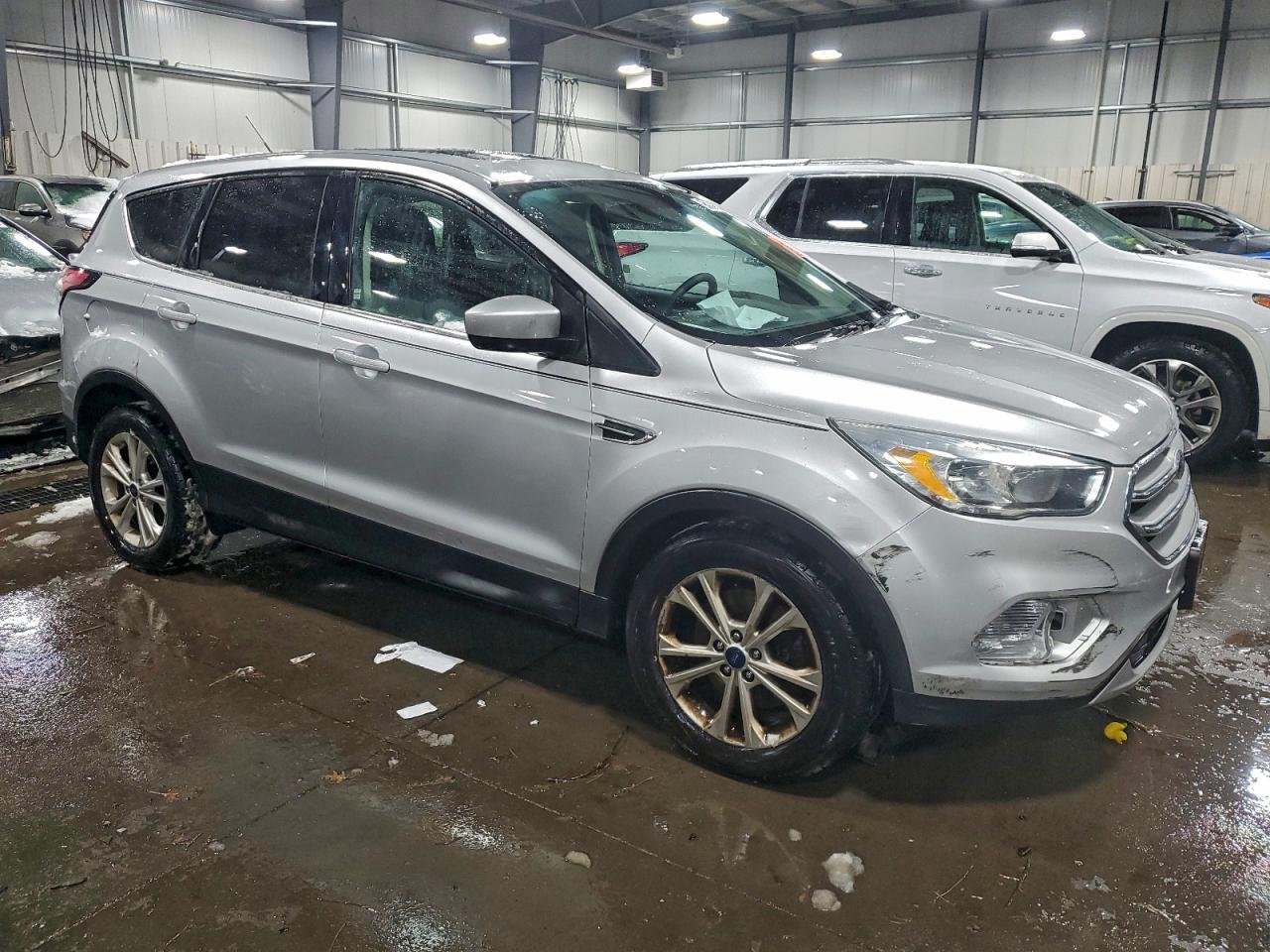 2017 Ford Escape Se - Фото 4