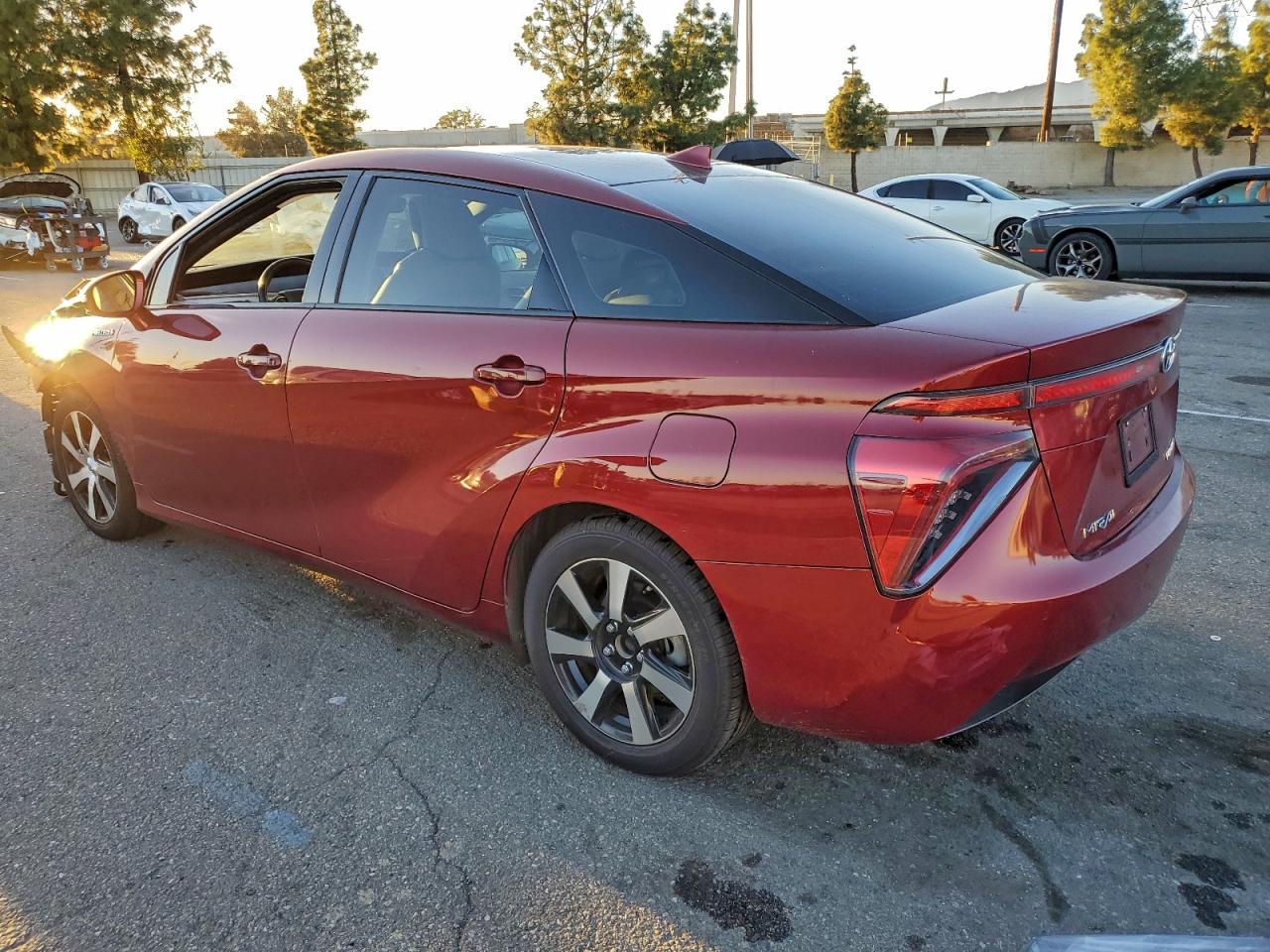 2019 Toyota Mirai Base - Фото 2