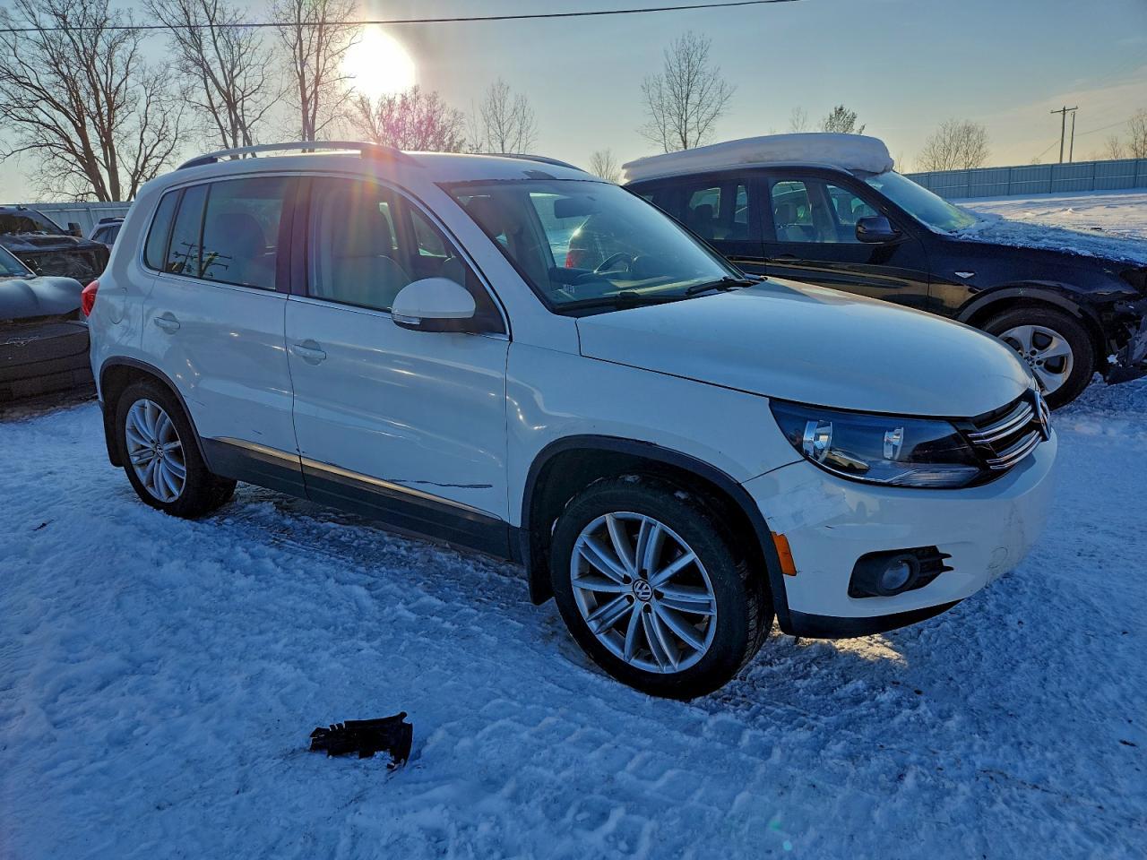 2013 Volkswagen Tiguan S - Фото 4