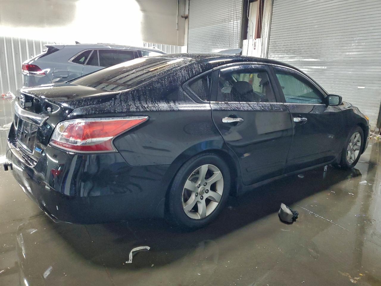 2014 Nissan Altima 2.5 S - Image 3